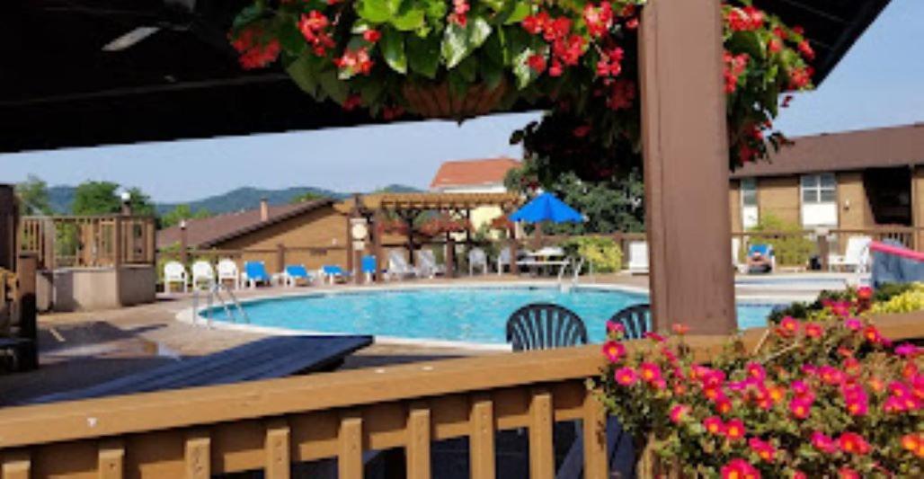 Oakmont Resort Pigeon Forge Extérieur photo